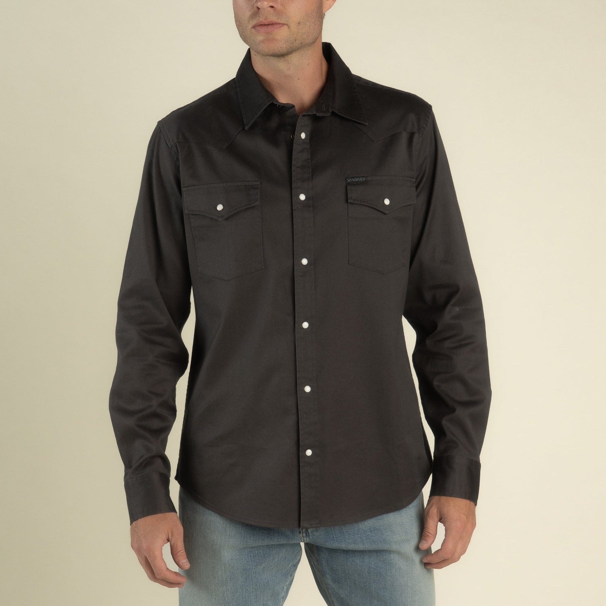 Sendero Provisions Co. The Wyatt Pearl Snap Long Sleeve Solid Shirt