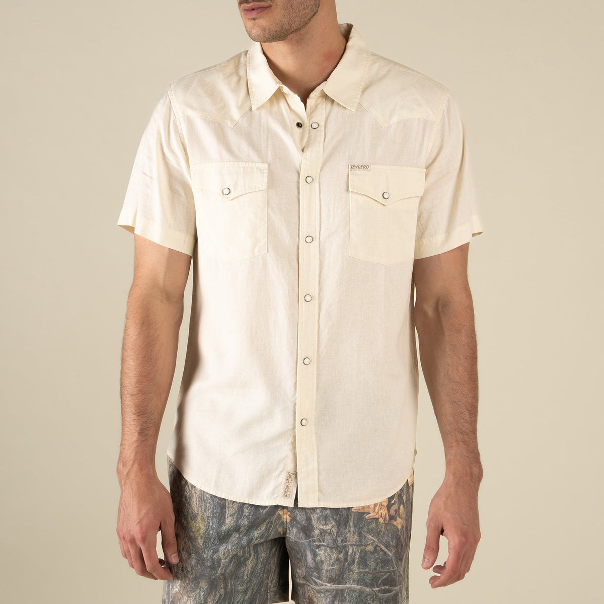 Sendero Provisions Co. The Wyatt Pearl Snap Short Sleeve Solid Shirt