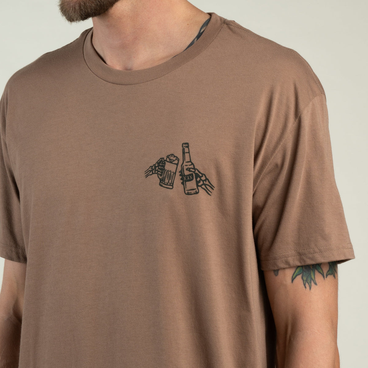 Sendero Provisions Co. Shootin' Hand Salud T-Shirt
