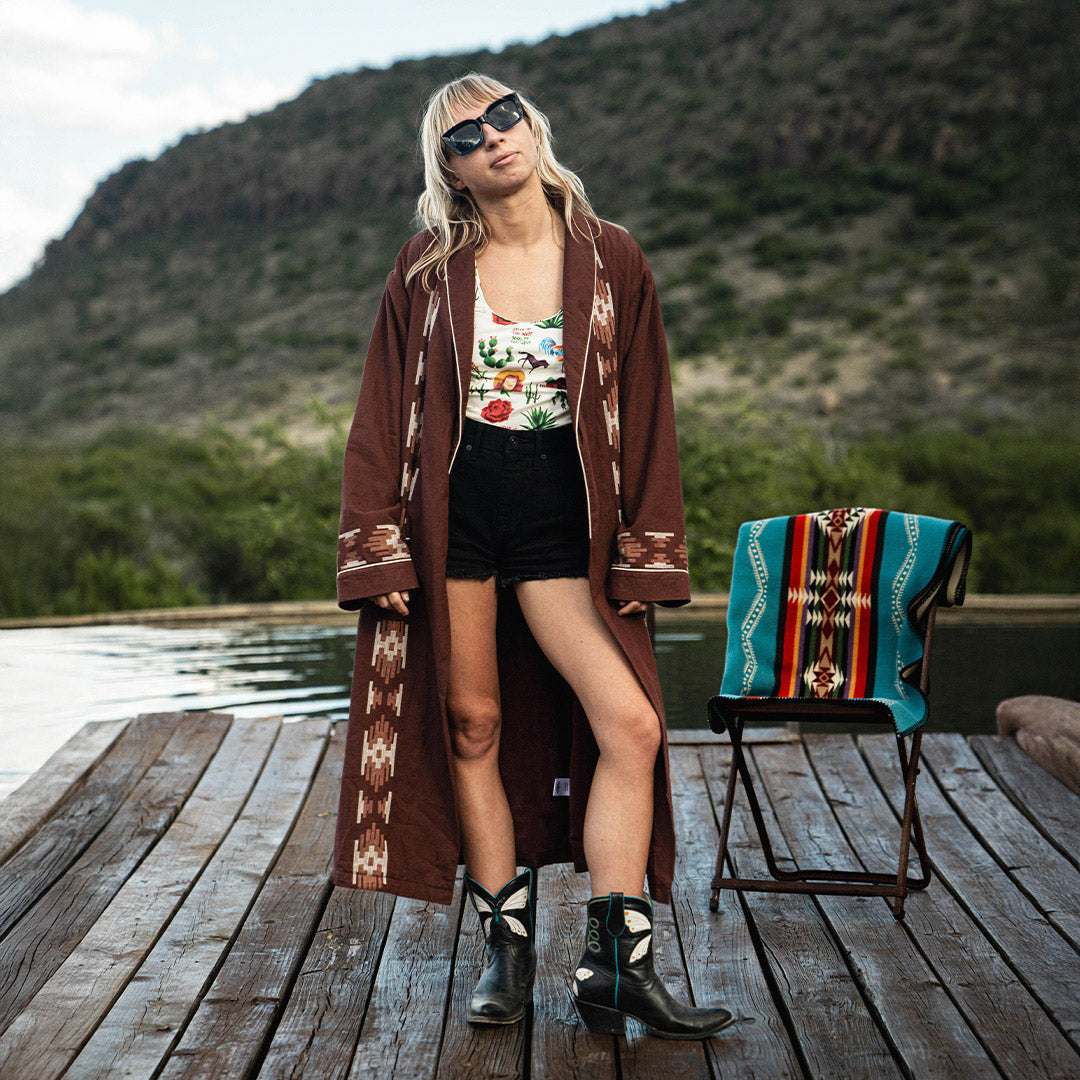 Sendero Provisions Co. Hacienda Robe
