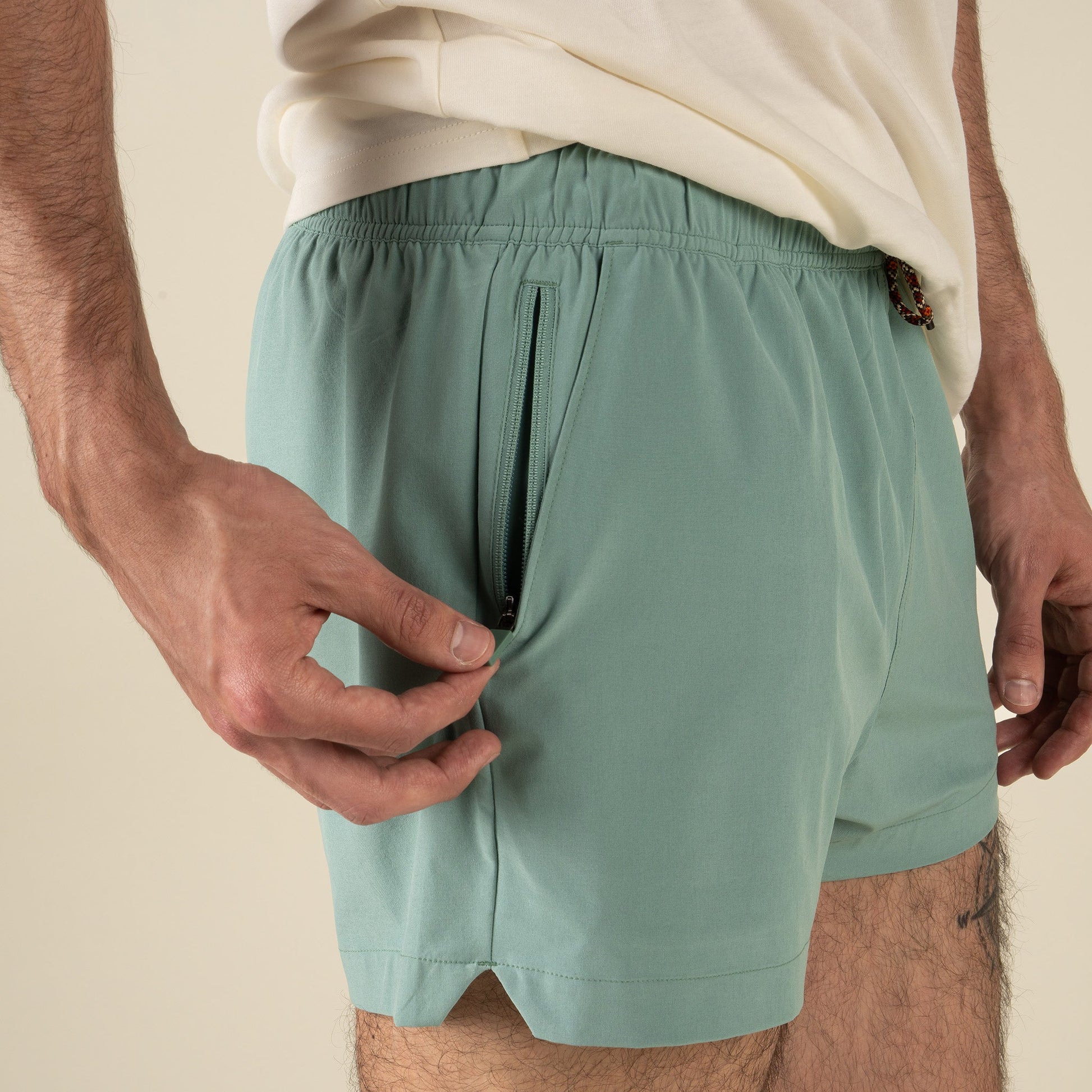 Sendero Provisions Co. The Crosslight Active Short