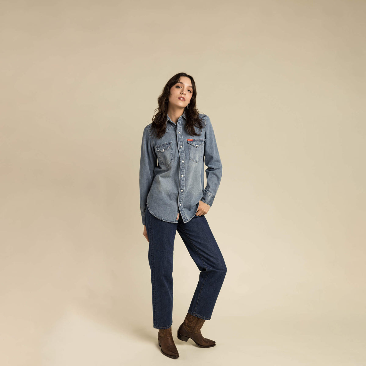 Sendero Provisions Co. The Women's Wyatt Denim Pearl Snap Shirt