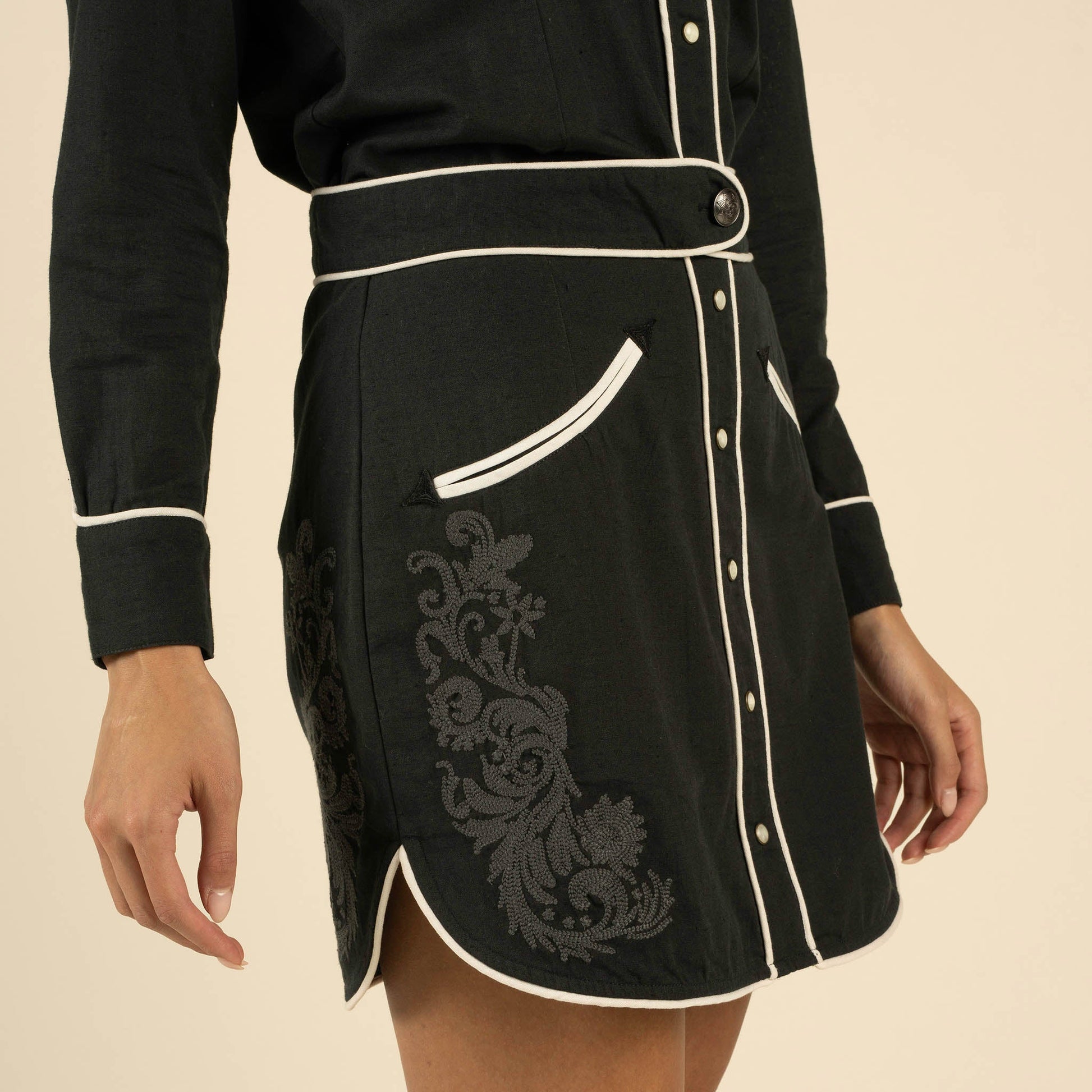 Sendero Provisions Co. Calamity Pearl Snap Skirt