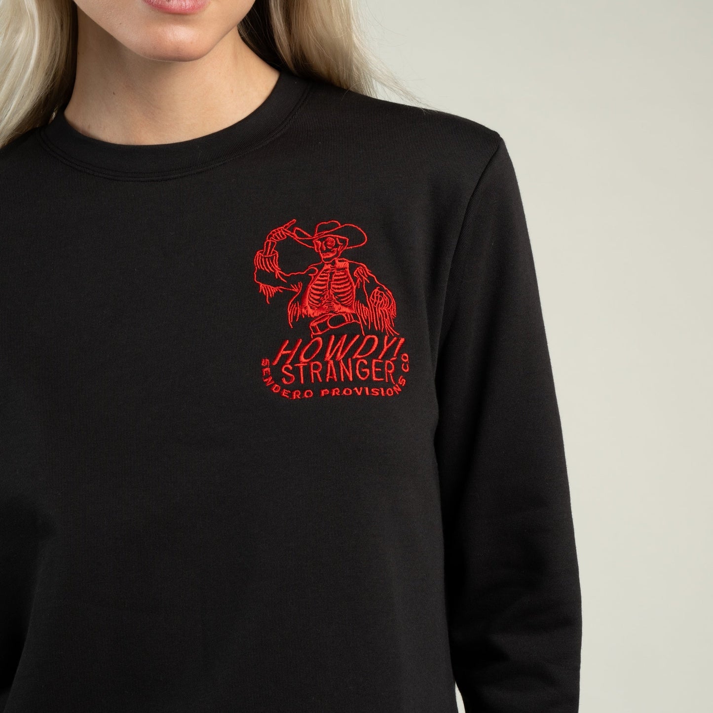 Sendero Provisions Co. Women's Howdy Stranger Sweatshirt
