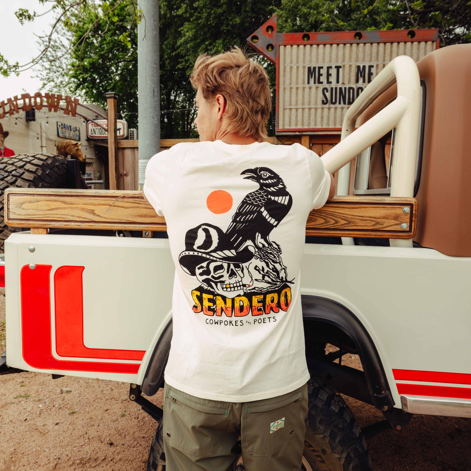 Sendero Provisions Co. Cowpokes & Poets T-Shirt